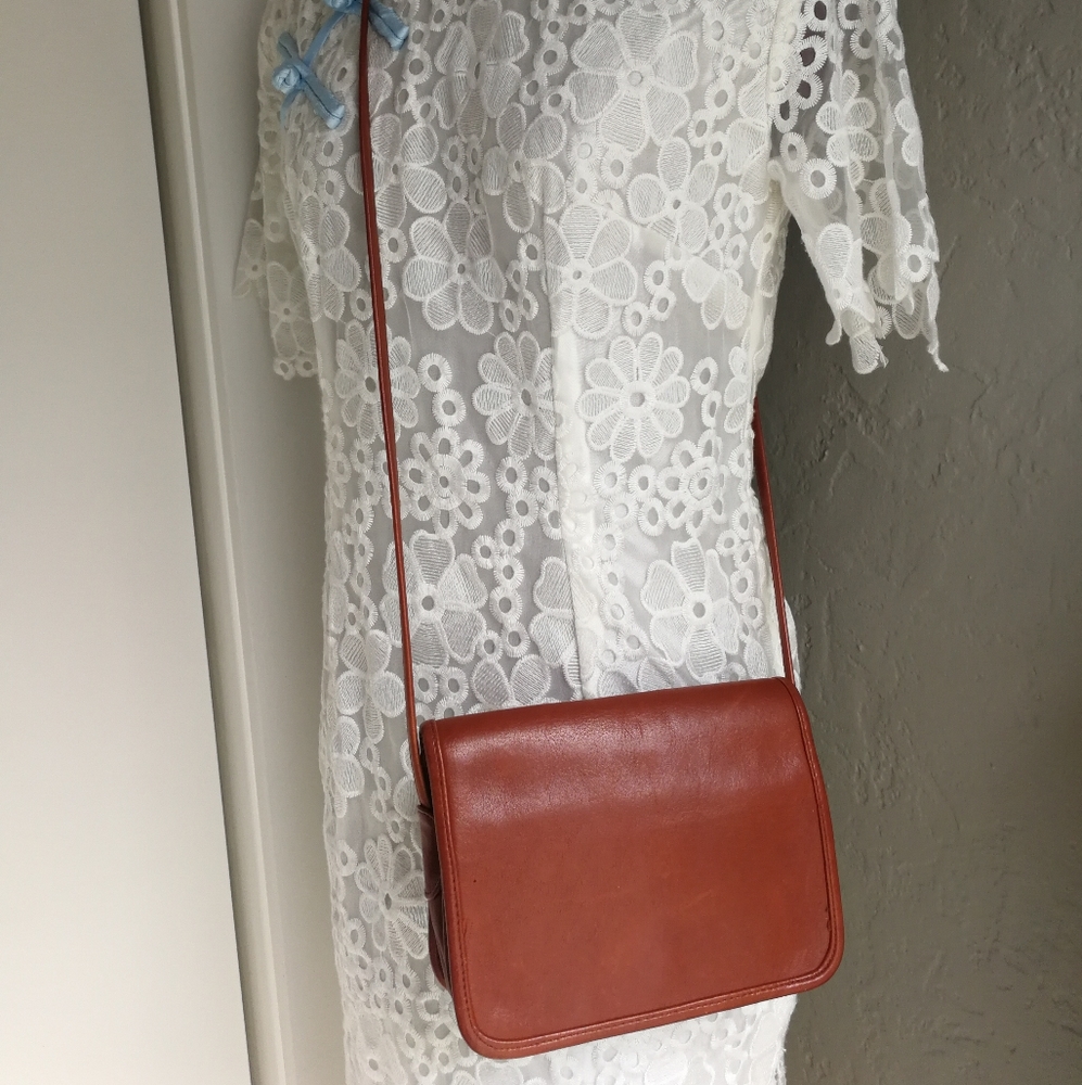 Vtg NWOT Perlina leather Crossbody